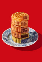 Load image into Gallery viewer, Potluck Club x VandyThePink Mooncake Set